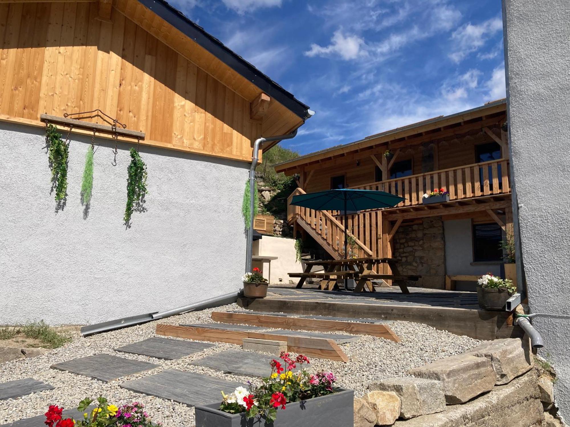 Maison Canelle Le Clos Des Ours Матемал Екстериор снимка